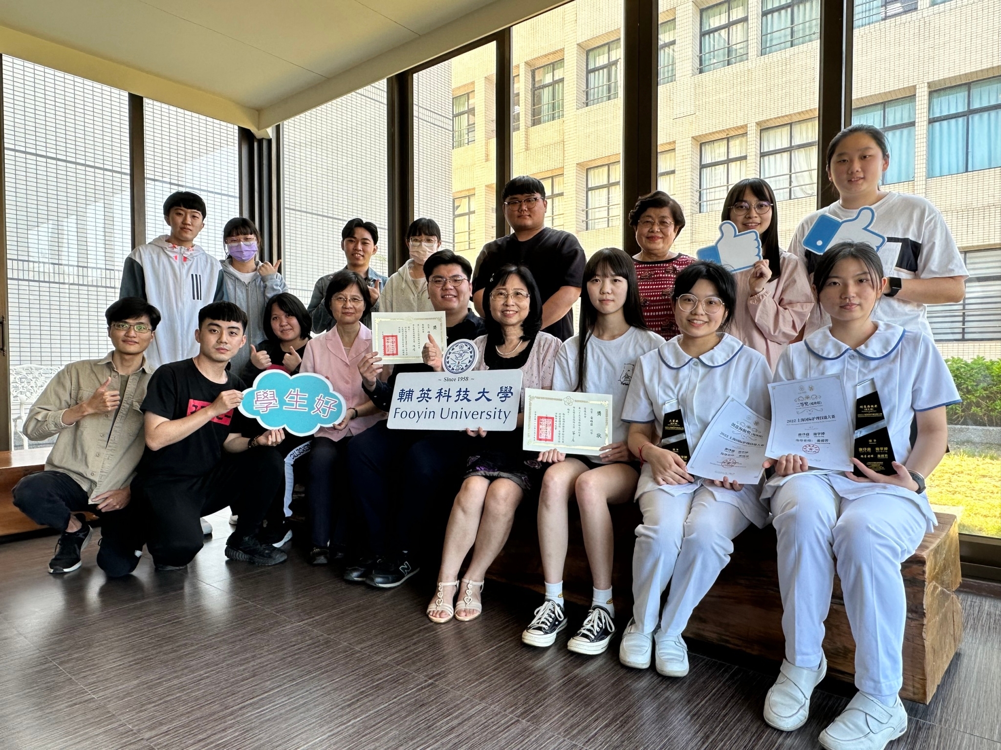 醫院最愛大學生 輔英科大撐起全台護理骨幹